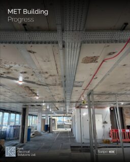 The week started with progress at the MET building as Mark and Freddie installed the lighting trays and fire alarm trays across the site. Their preparation and attention to detail support a safe and efficient installation for the wider project. 

☎️ 01474 878352 | 🌐 kentelectricalsolutions.co.uk

#KentElectricalSolutions #ElectricalInstallations