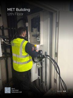 A productive week on the MET 12th Floor, with several teams pushing work forward across the site.

Mark and Lucas are installing the new metered TPN lighting distribution board, supporting accurate energy monitoring and long term reliability. 

Jak is progressing with dressing the data cabling in the comms cabinet and installing patch panels, supported by Freddie, who is gaining valuable hands on experience. 

Sabby is completing the final DALI lighting wiring alongside George, ensuring smooth lighting control across the floor. 
Olly is relocating the final spurs following recent mechanical unit changes, keeping everything aligned with the updated layout.

This type of coordinated delivery keeps your project on programme and ensures every detail meets the required standard.

kentelectricalsolutions.co.uk

#KentElectricalSolutions #ElectricalContractors #CommercialElectricalWork